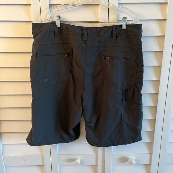 Outdoor Life Cargo shorts Dark gray Mens 38, 7 Pockets. - Picture 2 of 9
